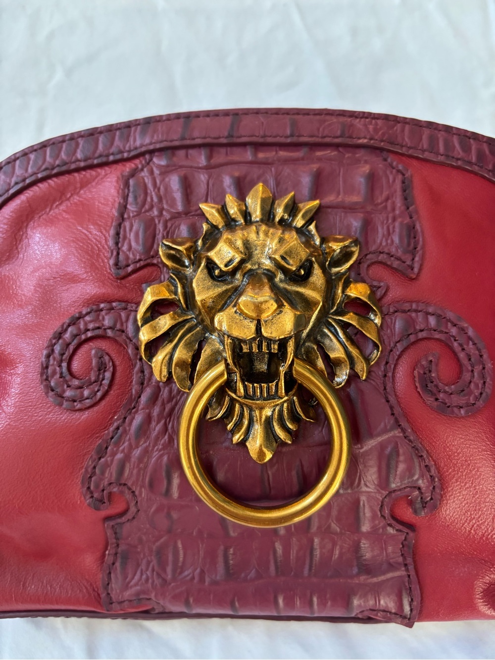Sharif Burgundy Red Leather Crossbody Bag with Gold Lion Ring Vintage - Picture 2 of 8